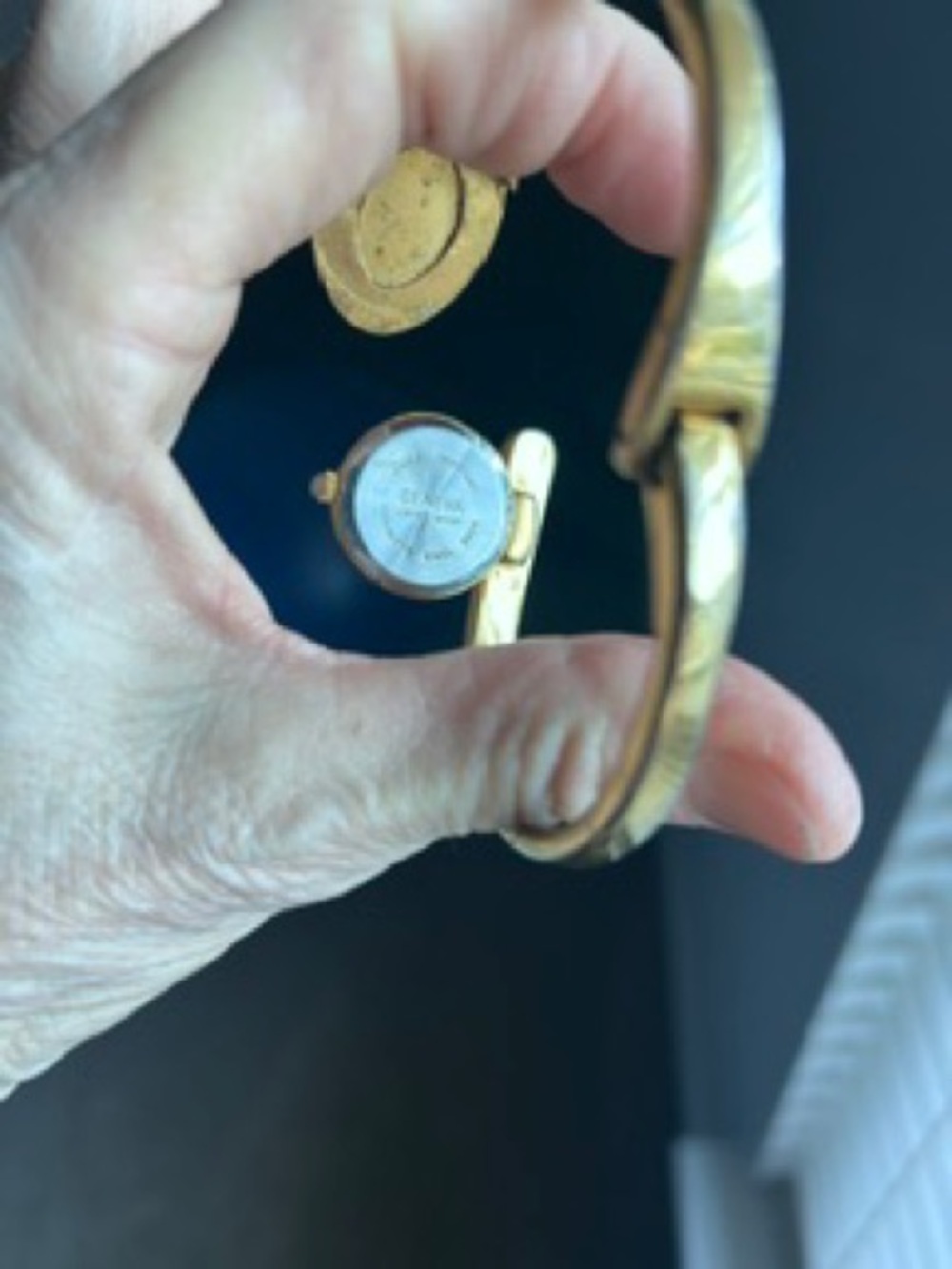 Geneva Vintage Bracelet w/Quartz Hidden Watch, Gold Tone, Abalone Shell Dial - Picture 9 of 9